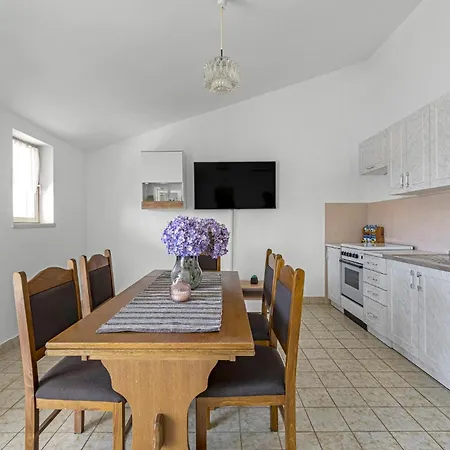 Cozy In With Wifi Appartement